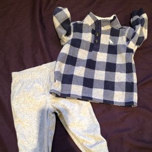 Carters boys two piece long sleeve set 9months